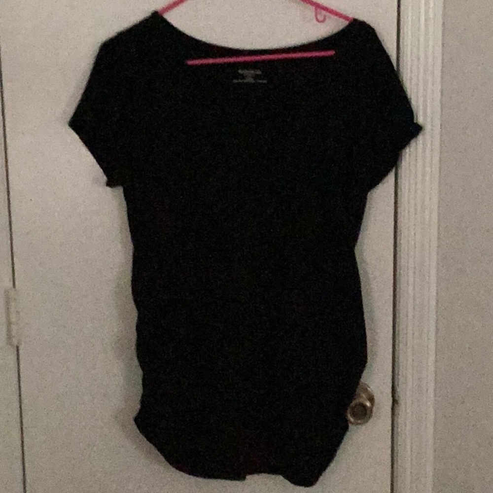 Motherhood maternity blouse size large with short sleeves black great condition